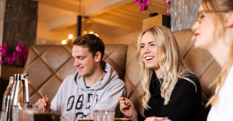 Reykjavik: Guided Foodie Walking Tour with 6 Tastings - Why this Reykjavik food walk is such a fast introduction