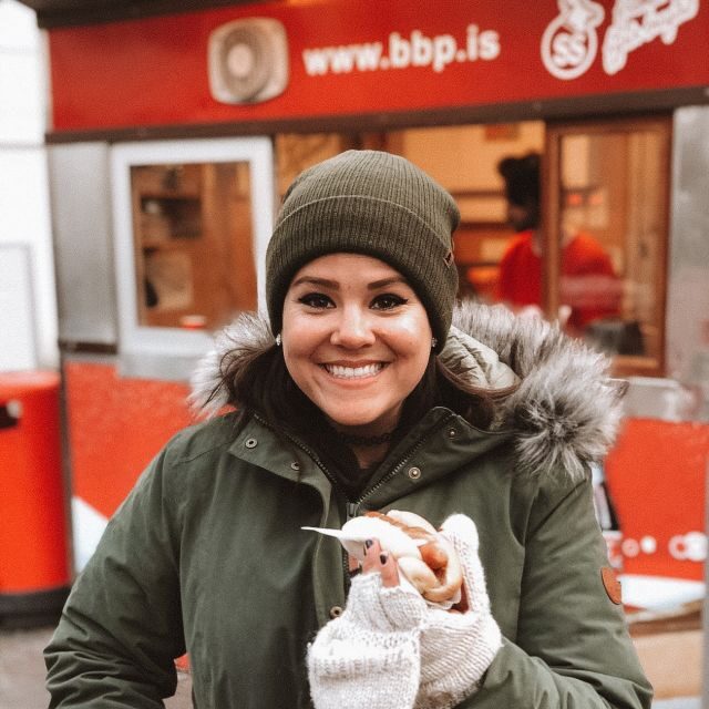 Reykjavik: Guided Foodie Walking Tour with 6 Tastings