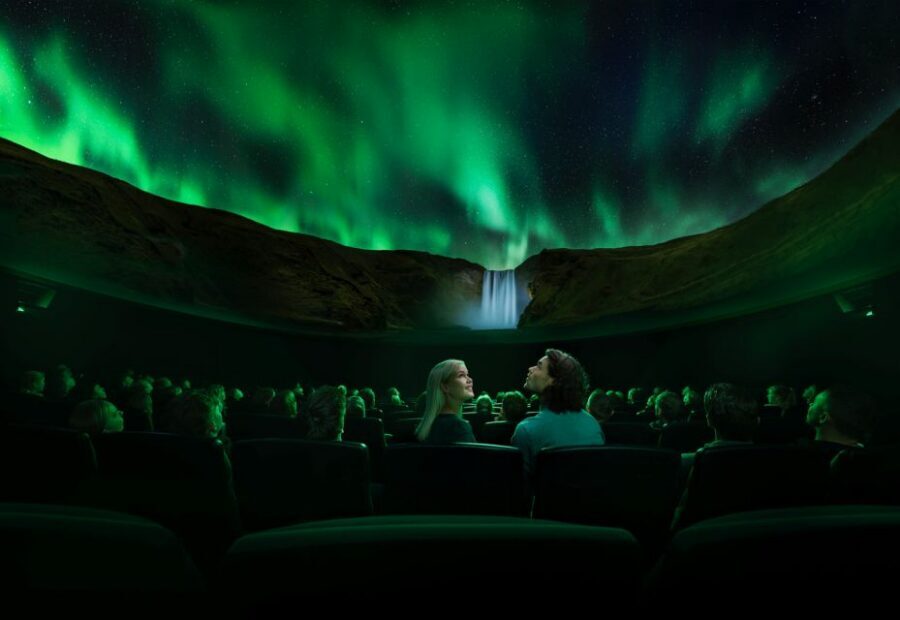 Reykjavík: Hop-On Hop-Off Bus and Perlan Museum Entry Ticket - Comfort, Audio Guide, and What Can Go Wrong