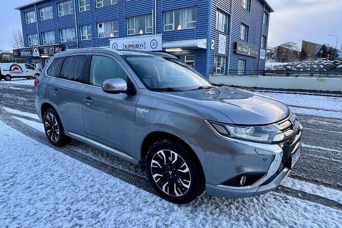 Reykjavik Iceland : Private transfer From / To KEF airport - Should You Book This KEF to Reykjavík Private Transfer?
