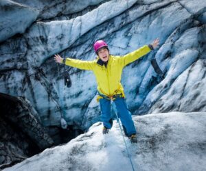 Reykjavík: Iconic Glacier Hike, South Coast & Waterfalls - Geothermal plant + sagas on the drive: learning without the lecture