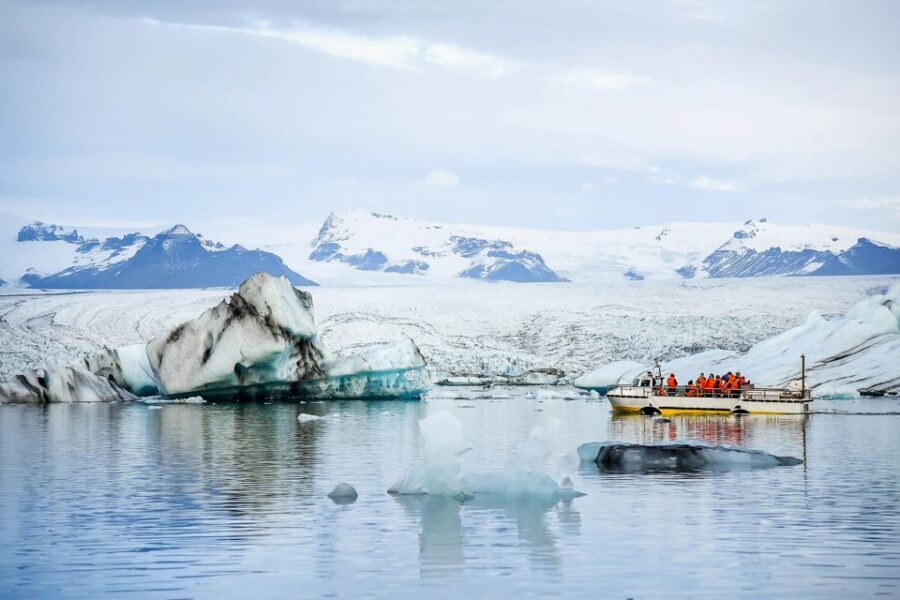 Reykjavik: Jokulsarlon Glacier Lagoon Full-Day Guided Trip - Diamond Beach and the Black-Sand “Icefall”