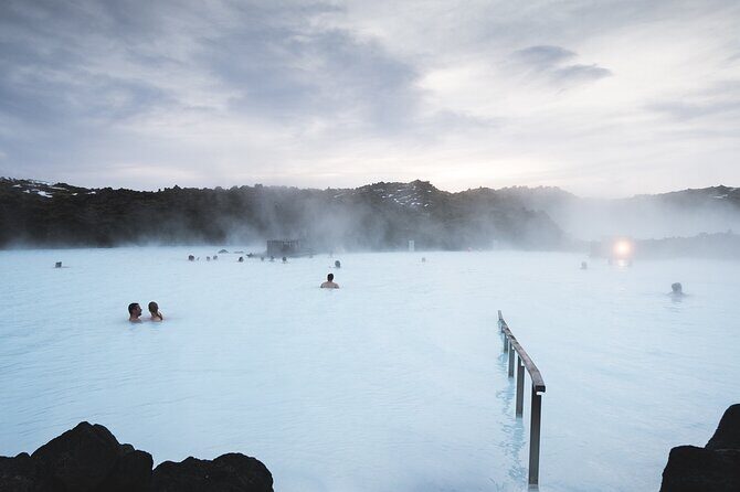 Reykjavik/Keflavik: Blue Lagoon Private Transfer - Onboard perks that make Iceland logistics easier: Wi‑Fi, comfort, and small extras