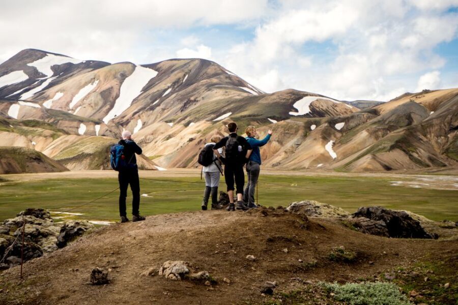 Reykjavík: Landmannalaugar Hike and the Valley of Tears - Laugahraun Obsidian: Dragon Glass, Sharp Edges, and Easy Mistakes