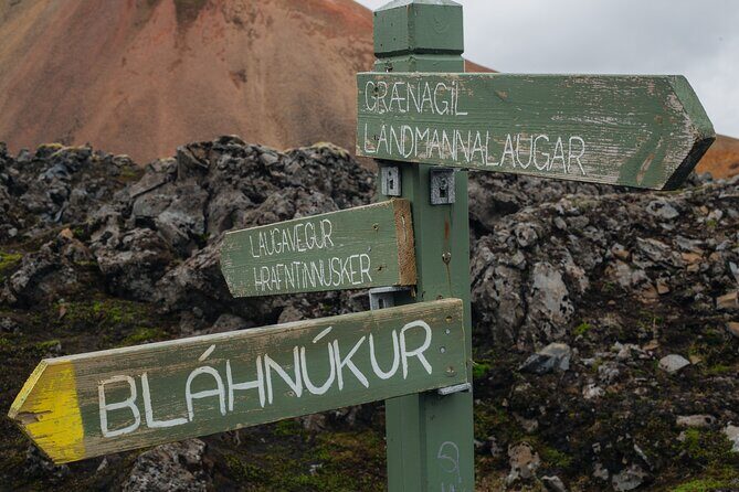 Reykjavík: Landmannalaugar & Icelandic Highlands Super Jeep Tour - Ljótipollur Crater Lake: Red and Green Iron-Sulfur Colors