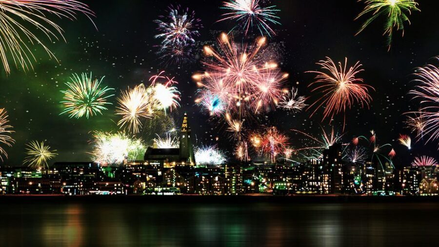 Reykjavik: New Years Fireworks Midnight Cruise - Price and Value: What $170 Buys on New Year’s Eve