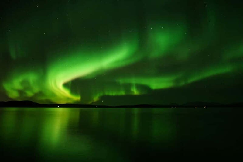 Reykjavik: Northern Lights Adventure Tour with Hot Chocolate - Pickup points and timing: where you meet and how not to miss it