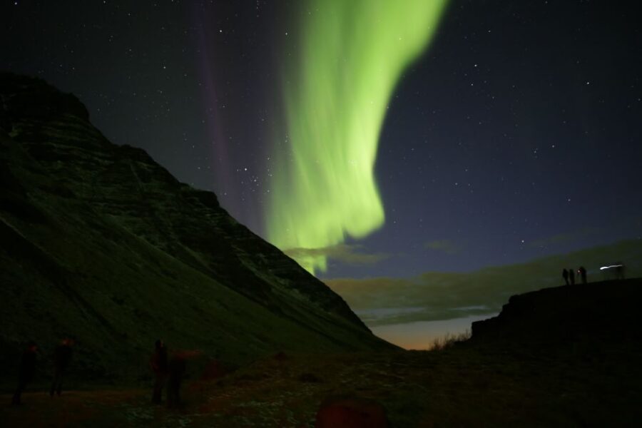 Reykjavik: Northern Lights Experience by Superjeep - Who this Superjeep Northern Lights tour suits best