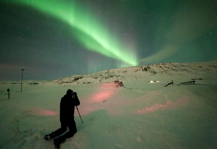 Reykjavik: Northern Lights Group Tour with Photos - Key highlights worth your time