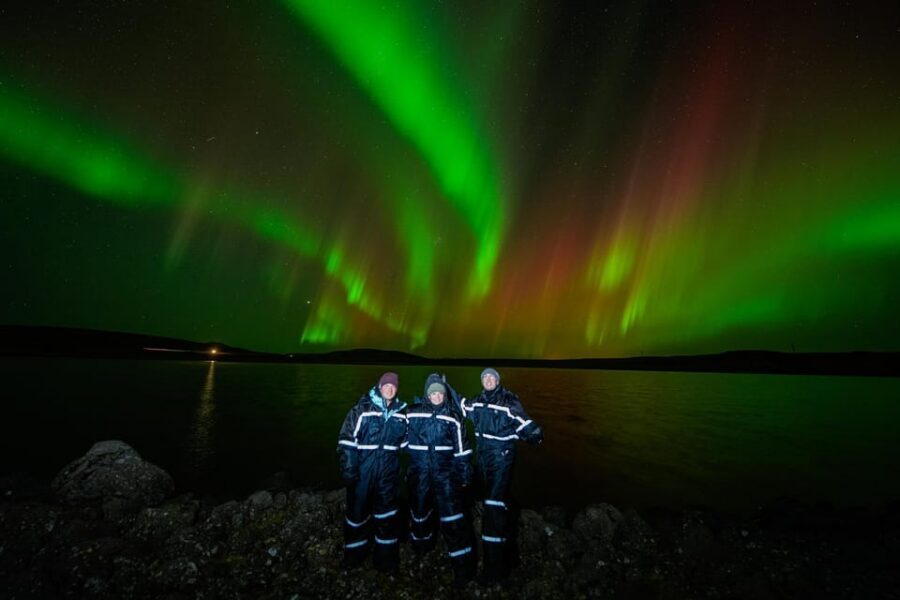 Reykjavik: Northern Lights Tour with Private Photographer - Small-group aurora searching with Heimir