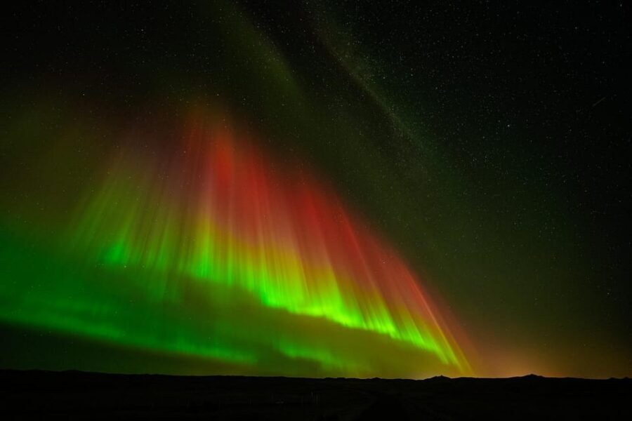 Reykjavik: Northern Lights Tour with Private Photographer - Pro photos, real camera support, and borrowed tripods