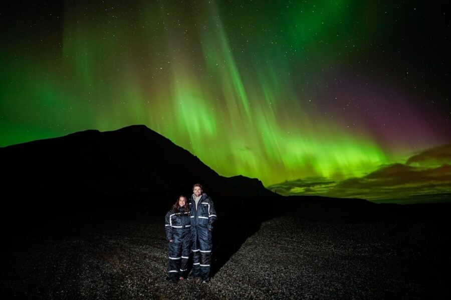 Reykjavik: Northern Lights Tour with Private Photographer