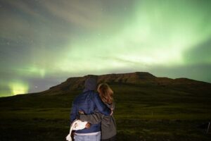 Reykjavik Northern Lights Tour with Pro Aurora Photos Small Group - The “hunt” part: how the guide chooses spots and keeps you watching