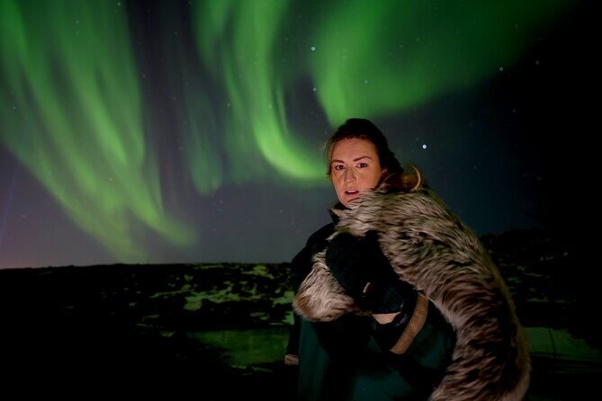 Reykjavik Northern Lights Tour with Pro Aurora Photos Small Group - Pro aurora photos and what you can do with them
