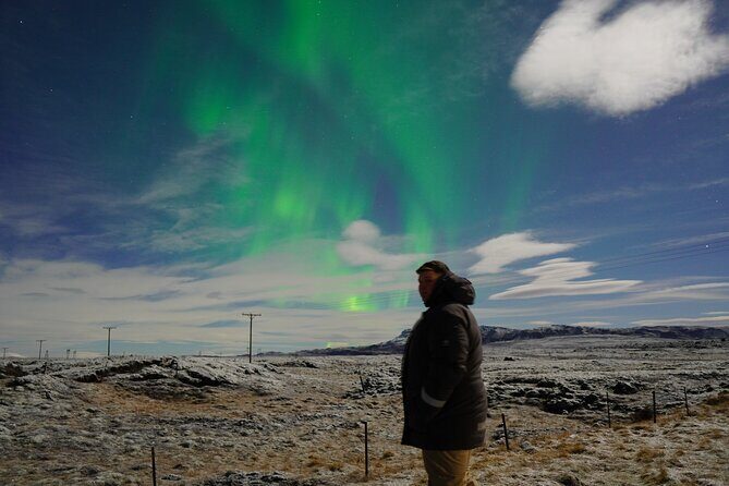 Reykjavik Northern Lights Tour with Pro Aurora Photos Small Group - Value for $148.50: what you’re really paying for