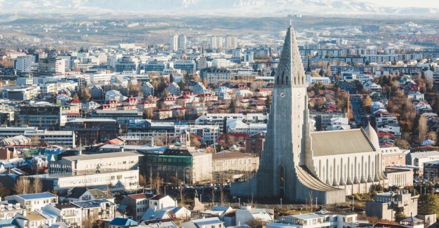 Reykjavik: Panoramic Helicopter Flight with Summit Landing - Harpa, Hallgríms, and the president’s area from a real aerial angle
