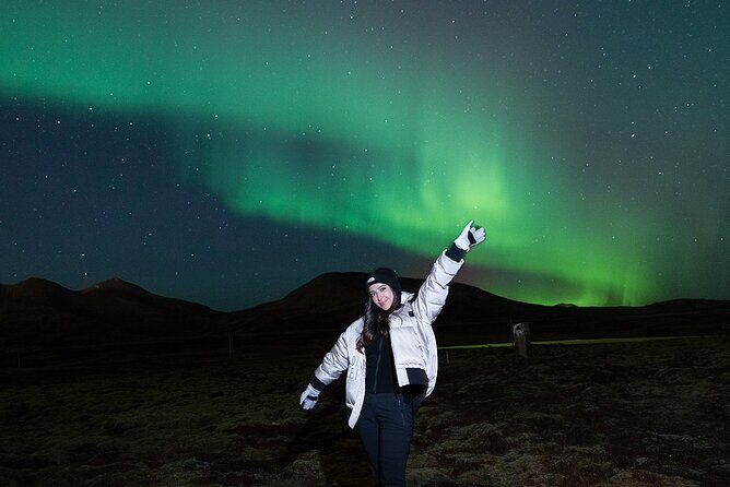 Reykjavik Private Northern Lights Tour with Pro Photographer - Who should choose this tour, and who might want a simpler plan