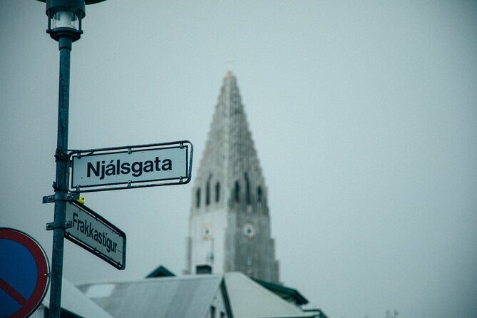 Reykjavik Scavenger Hunt and Highlights Self Guided Audio Tour - Starting anytime: Sun Voyager, GPS, and the World City Trail app
