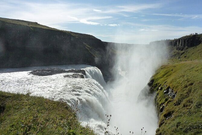 Reykjavik Shore Excursion: The Golden Circle Full Day Tour - Comfort, Group Size, and the Pace in an 50-Person Max Van