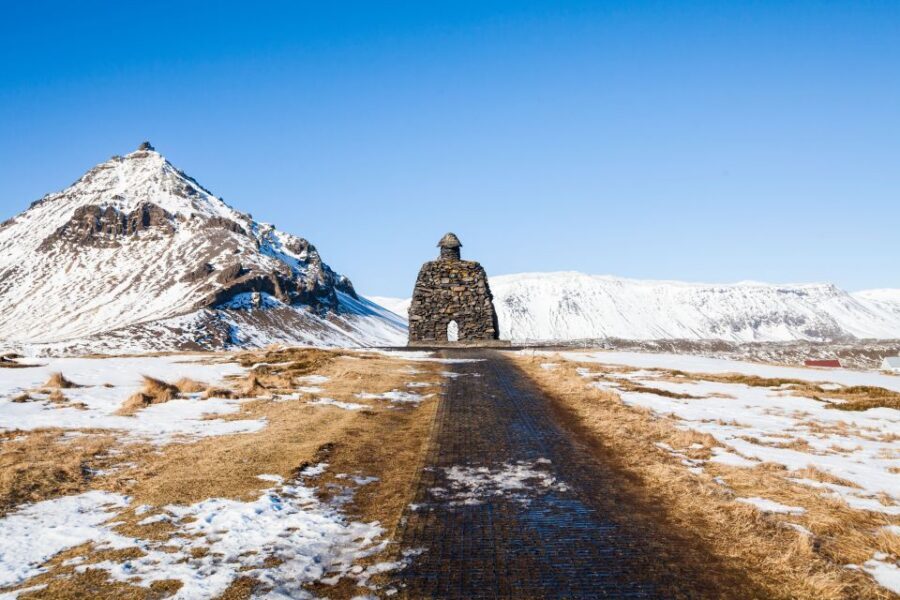 Reykjavik: Snaefellsnes & Mt. Kirkjufell Guided Minibus Tour - Londrangar: the quick cliff hit that rewards sharp eyes