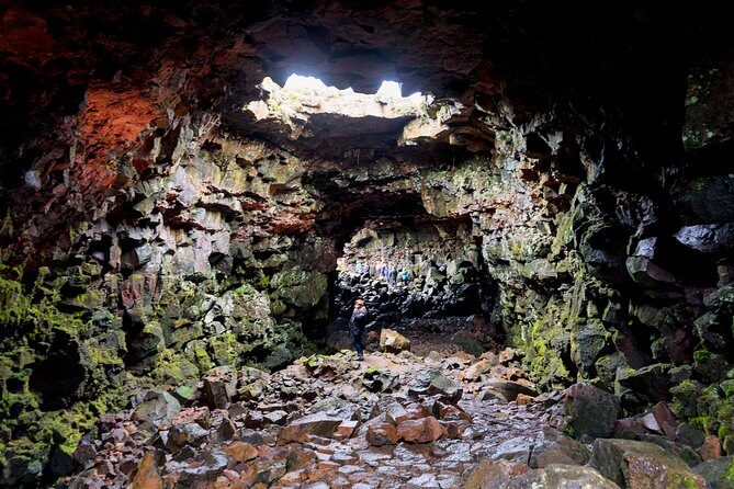 Reykjavik: The Lava Tunnel and Golden Circle Small-Group Tour - What to pack for caving in the Blue Mountains (practical checklist)