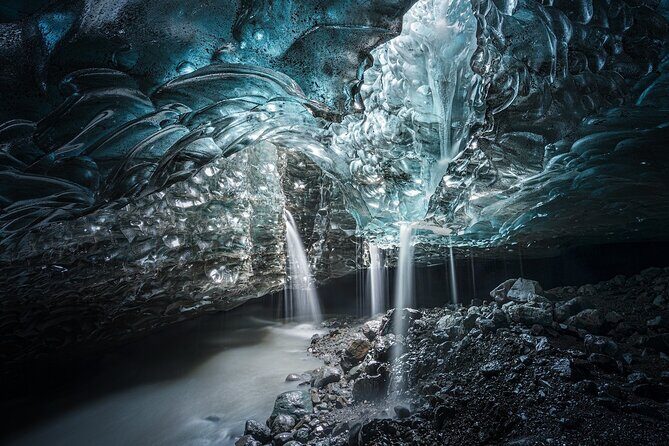 Sapphire Ice Cave Tour from Jökulsárlón - Extra Small Group - Why a small-group ice cave hike on Vatnajökull feels worth it