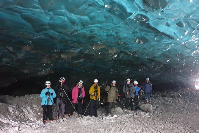 Sapphire Ice Cave Tour from Jökulsárlón - Extra Small Group - The Sapphire ice cave moment: how to enjoy it without rushing