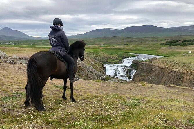Short Riding Tour with Eye-Catching Photos at Waterfall - Who This Ride Best Suits (and Who Might Hesitate)