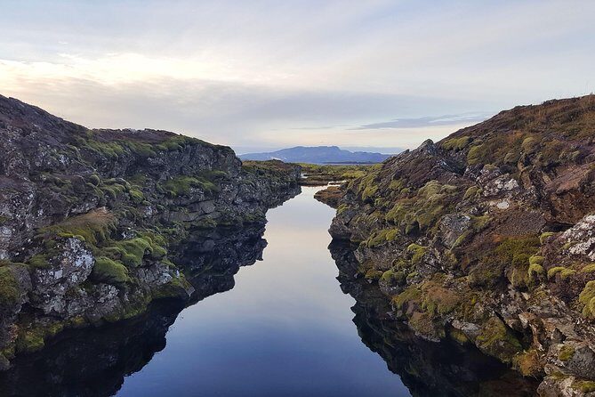 Silfra Drysuit Snorkeling with Free Photos - Meet on Location - Price and value: is $140 fair for Silfra?