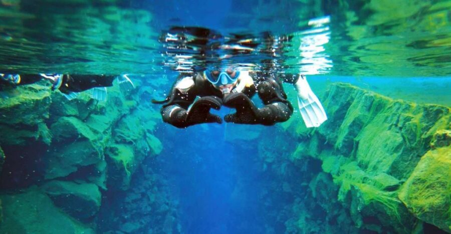 Silfra: Fissure Snorkeling Tour with Underwater Photos - Why Silfra’s Fissure Feels So Different Than Regular Snorkeling