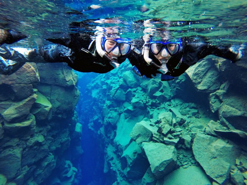 Silfra: Half-Day Snorkeling Day Trip with Underwater Photos - Free photos and the GoPro rental choice