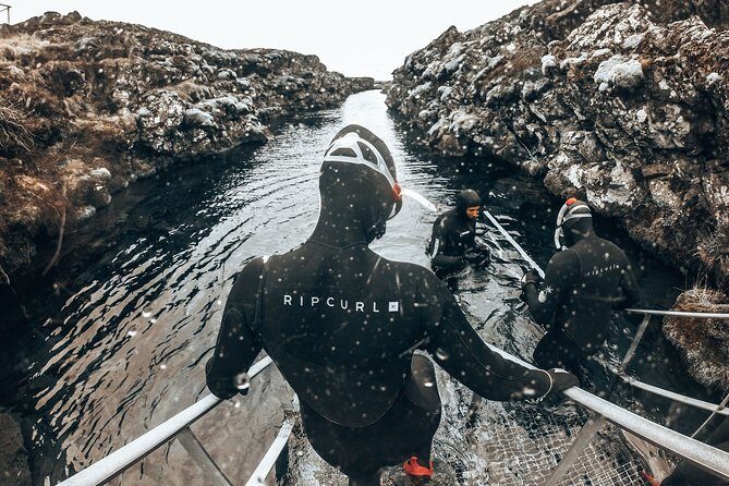 Silfra Wetsuit Snorkeling - Meet on Location | Free Photos - Photos and hot chocolate: small touches that make it worth it