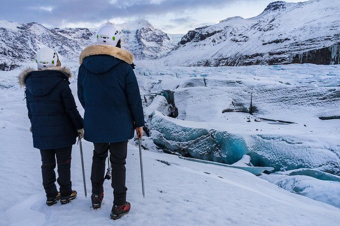 Skaftafell Glacier Hike – Small Group Trek on Vatnajökull - Guides, Pacing, and the Small-Group Advantage