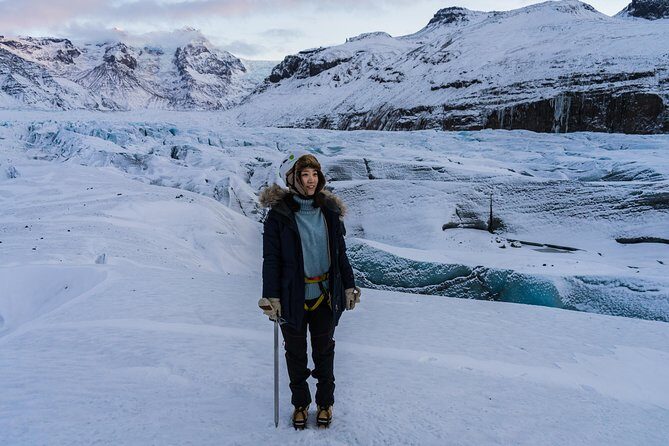Skaftafell Glacier Hike – Small Group Trek on Vatnajökull - The 5-Hour Structure: From Skaftafell Park to Main Glacier Time