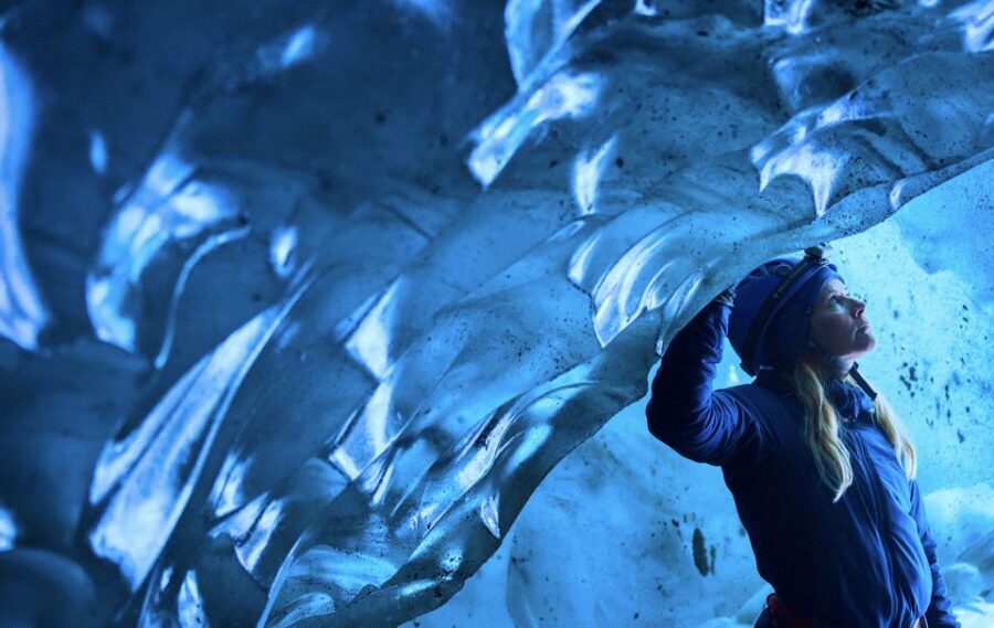 Skaftafell: Ice Cave Tour and Glacier Hike - Glacier Walking on Falljökull: Crevasses, Ridges, and Moulins