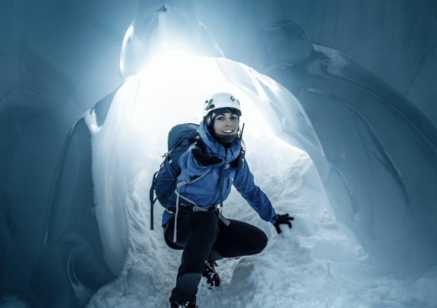 Skaftafell National Park: Falljokull Glacier Advanced Hike - Meeting at Tröll Expeditions Skaftafell: gear up without stress