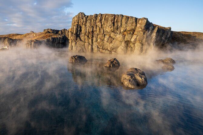 Sky Lagoon Ticket with 7-Step Ritual and Transfers from Reykjavik - The bar and extras: worth it sometimes, pricey by design
