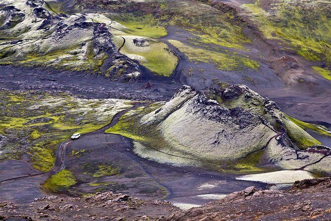 Small Group Day Tour to Lakagigar volcano by Super Jeep from Klaustur - Weather reality check: how the tour handles Iceland’s mood swings