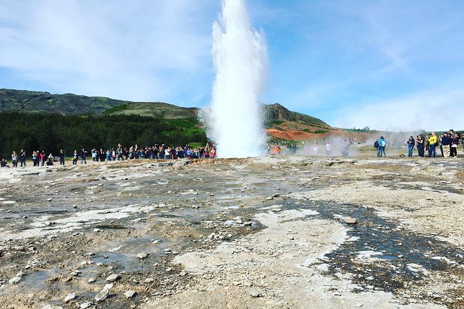 Small-group Golden Circle Classic Tour from Reykjavik - The pacing reality: comfortable minibus time, but dress for weather