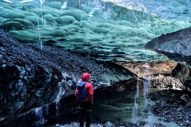 Small-Group Ice Cave Tour from Jökulsárlón - Entering the Ice Cave: Blue Ice, Rooms, and Real Time