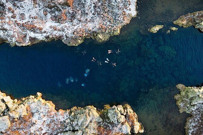 Snorkel the Silfra Fissure-Meet on Location (Free Photos & Cocoa) - Time in the water and why waiting can happen