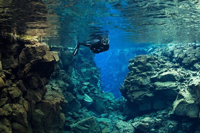 Snorkel the Silfra Fissure-Meet on Location (Free Photos & Cocoa) - Price and value: why this tour costs what it costs