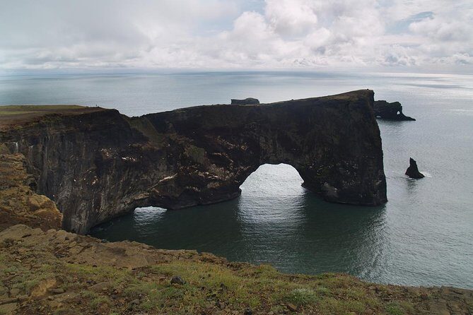 South Coast and Glacier Lagoon Day Trip by Super Jeep from Reykjavik - The Deep Canyon and Glacier-Edge Contrast That Makes the Day Click