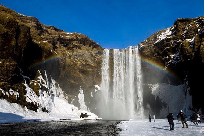 South Coast and Glacier Lagoon - Private - What to pack for a waterfall-and-black-beach day