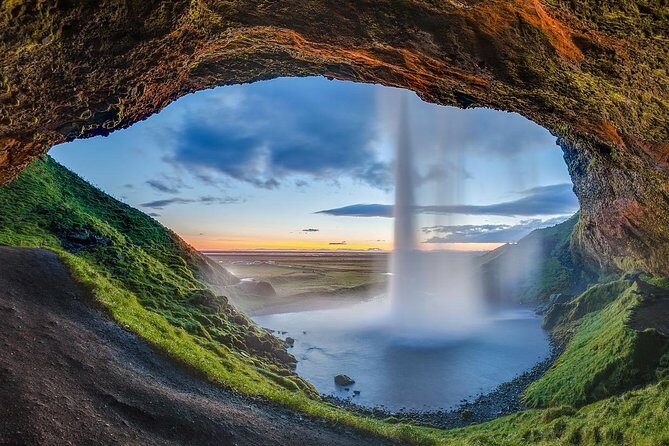 South Coast - Private - Skogafoss: 60 meters of drop and rainbow odds
