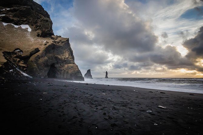 South Coast, Waterfalls and Black Beach Tour from Reykjavik - South Coast in One Day: What This 10-Hour Loop Gives You
