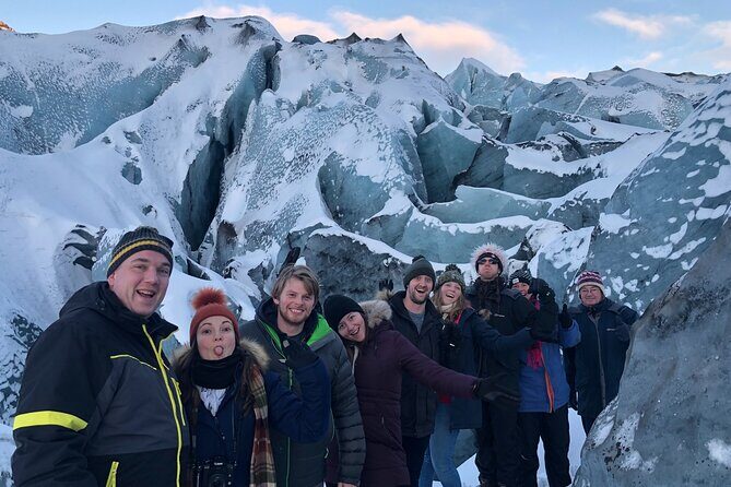 South Iceland Highlights and Northern Lights Combo Full-Day Tour - Stop 1: Skógafoss’s big waterfall and the two-level viewpoints