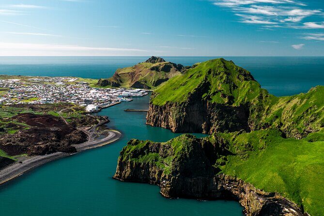 The Best of Vestmannaeyjar with Ebbi - Skansinn: stave church, Landlyst museum, and a cannon