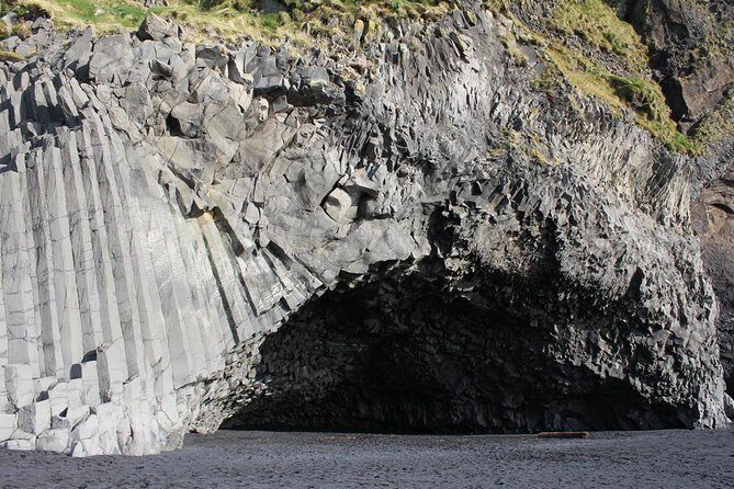 The Great Round Tour: Around Iceland in 13 Days - Day 3 South Coast: waterfalls, museum time, and glacier views