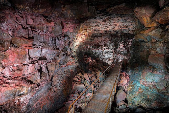 The Lava Tunnel Tour - Raufarhólshellir - Photos, Timing, and How to Get Better Shots Fast